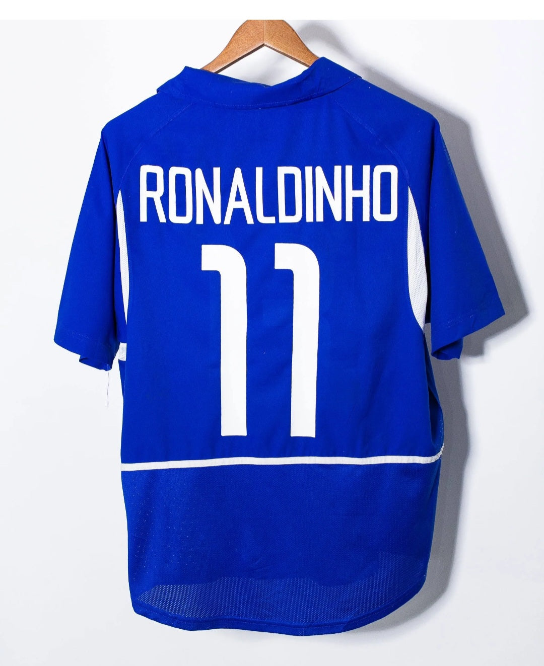 Brazil 2002 Away Retro Men's Football Shirt Ronaldinho 11 Print
