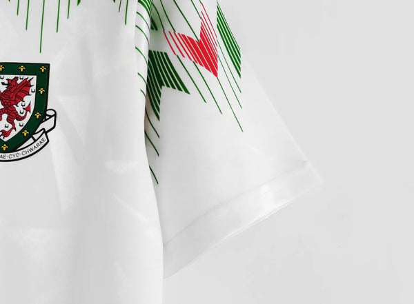 Wales 1990-1992 Retro Away Men's Football Shirt White