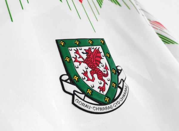 Wales 1990-1992 Retro Away Men's Football Shirt White