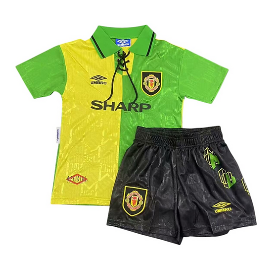 Manchester United 1992-1994 Away Retro Kid's Football Kit