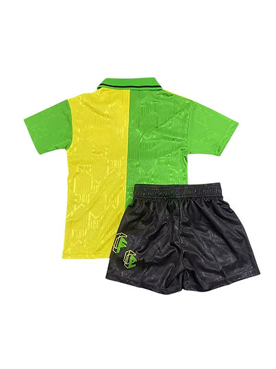 Manchester United 1992-1994 Away Retro Kid's Football Kit